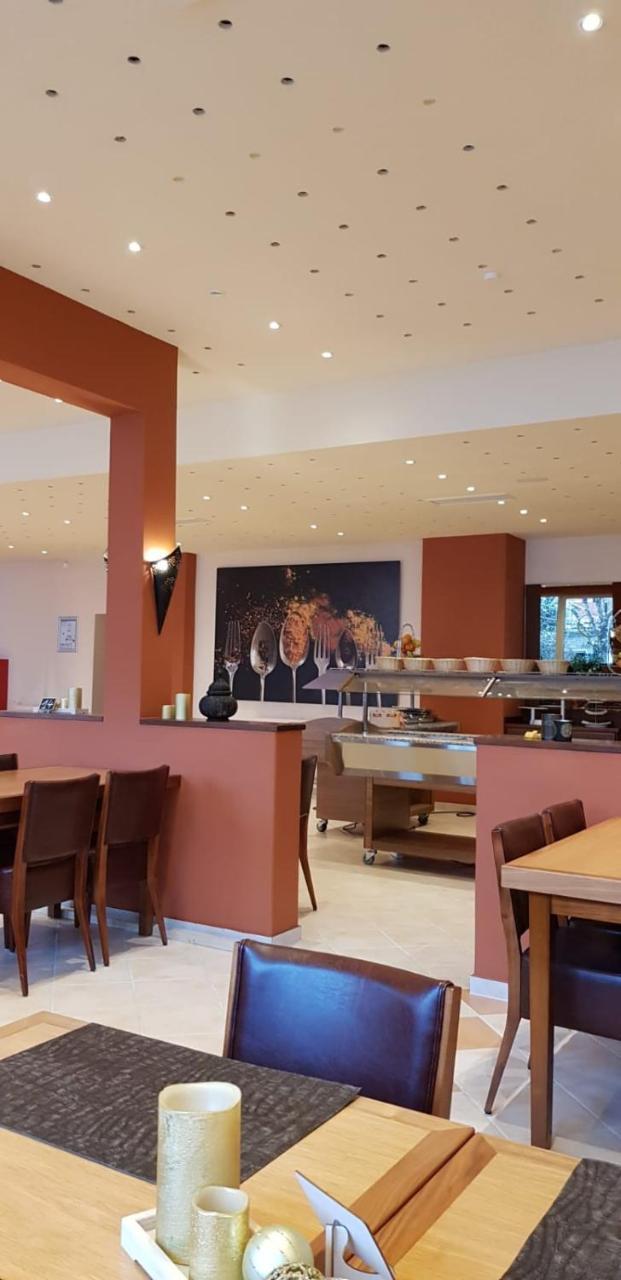 Hotel Imota Neuwied Exteriör bild